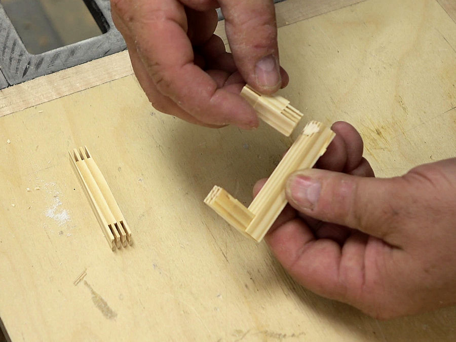 making a wooden chain